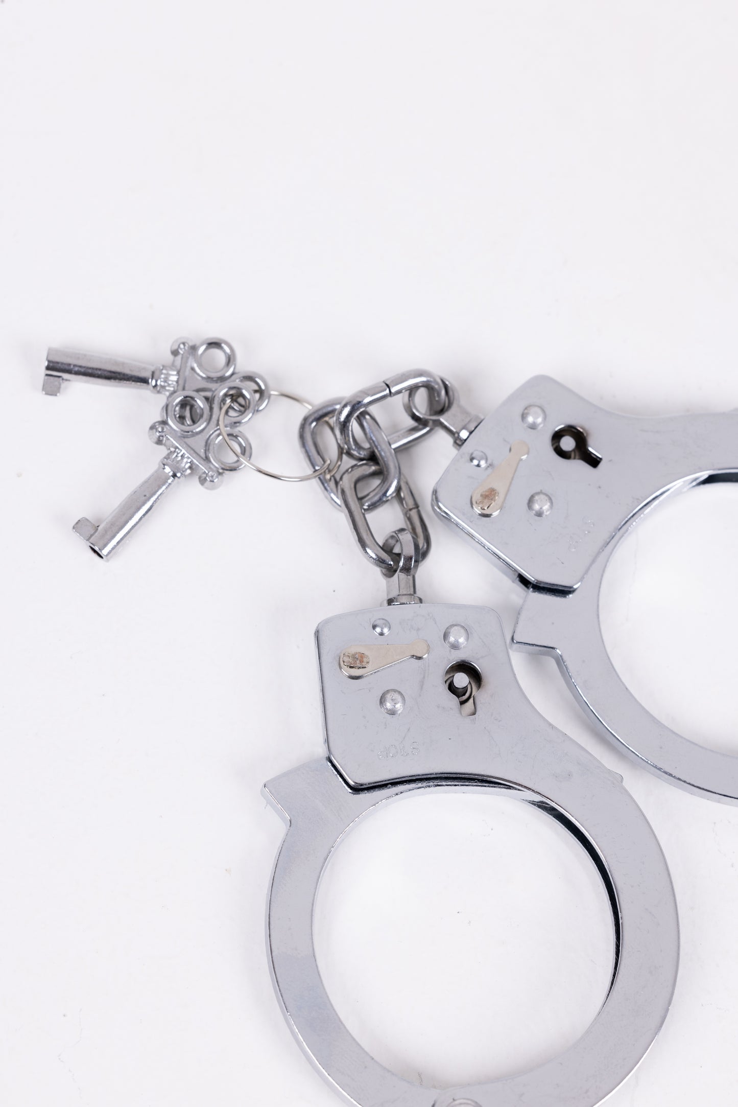 MIL-TEC HANDCUFFS
